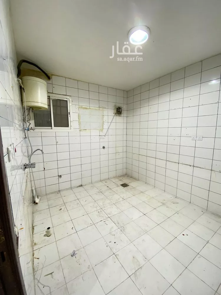 شقة للإيجار في شارع ابن تيمية, حي بدر, مدينة الرياض, منطقة الرياض صورة 3