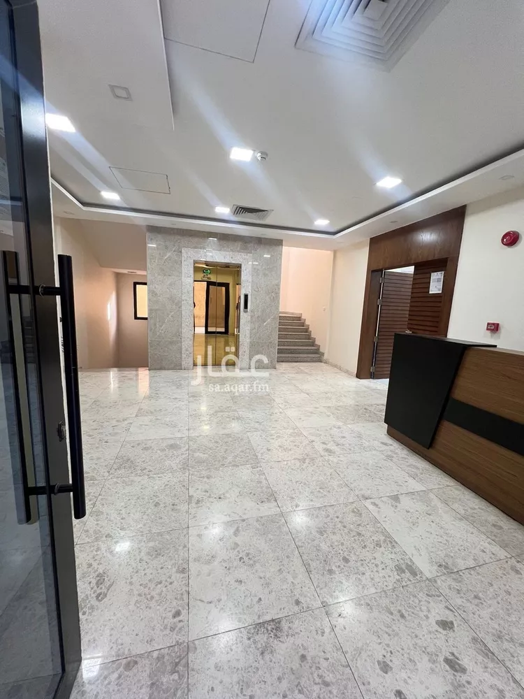 مكتب تجاري للإيجار في شارع أحمد بن الحسين بن شقير, حي الملز, مدينة الرياض, منطقة الرياض صورة 4