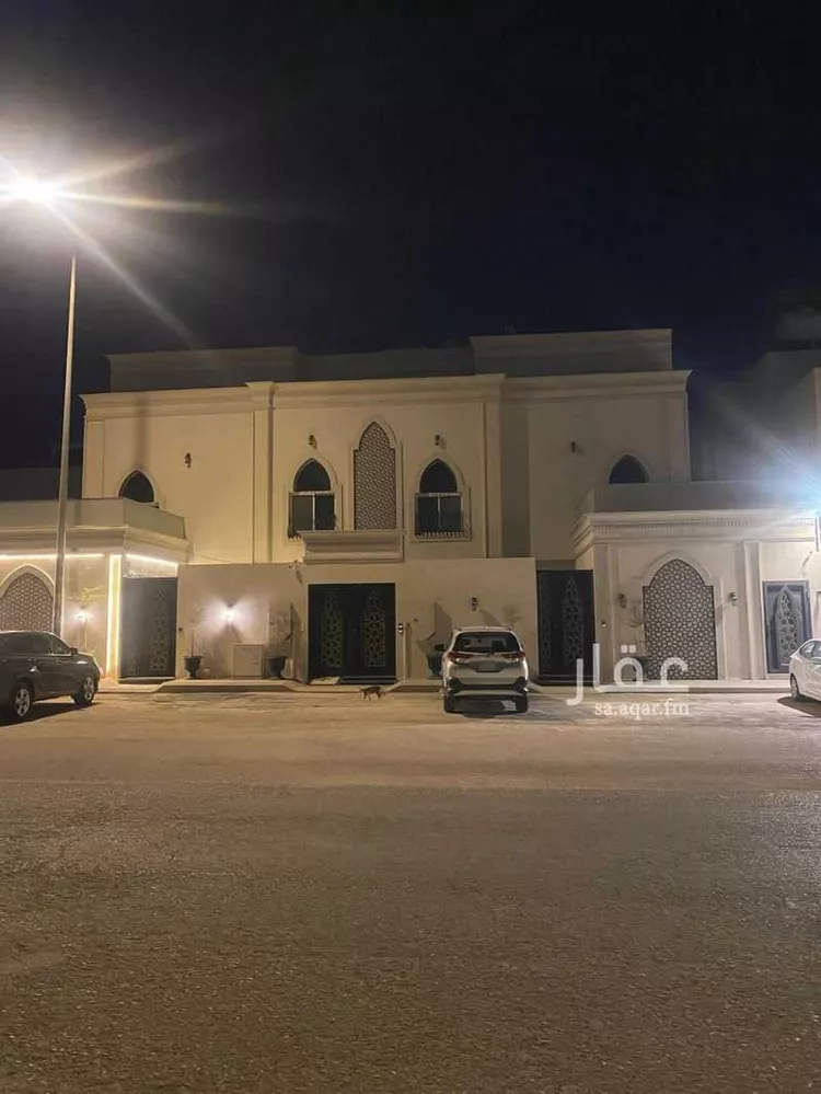 فيلا للإيجار في شارع عبدالعزيز الخويطر, حي القيروان, مدينة الرياض, منطقة الرياض