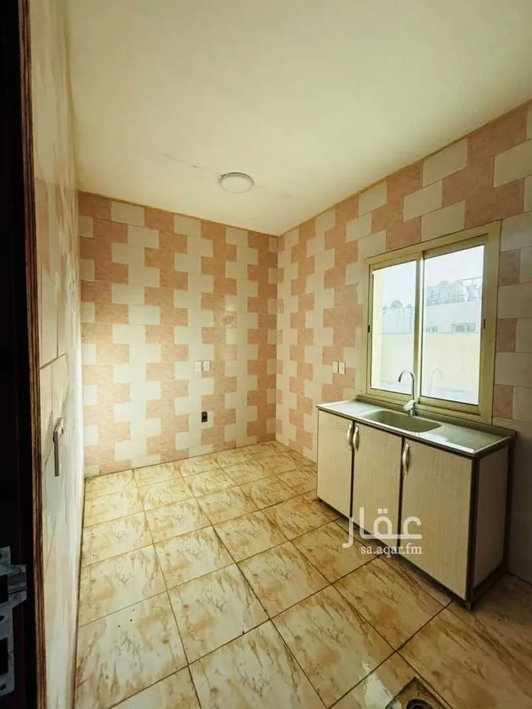 شقة للإيجار في شارع الخوارزمي, حي أحد, مدينة الدمام, المنطقة الشرقية صورة 4