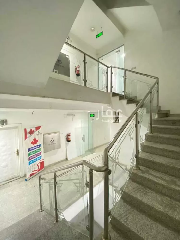 مكتب تجاري للإيجار في شارع أحمد بن الحسين بن شقير, حي الملز, مدينة الرياض, منطقة الرياض صورة 2