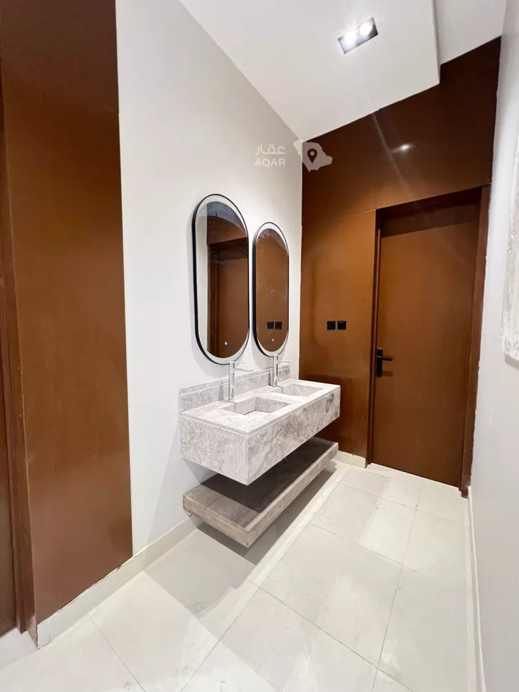 Floor for Rent in Riyadh Al Yarmouk 10