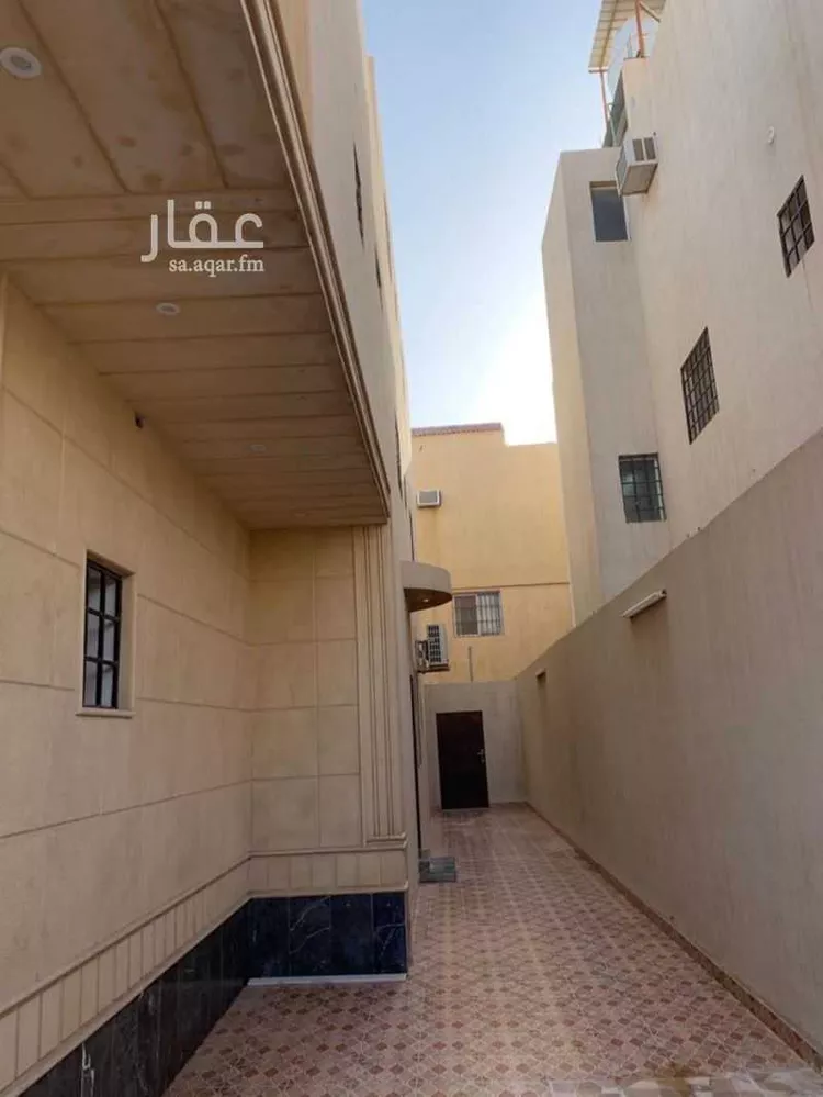 فيلا للبيع في شارع عبدالرحمن بن سلمة, حي المونسية, مدينة الرياض, منطقة الرياض صورة 3