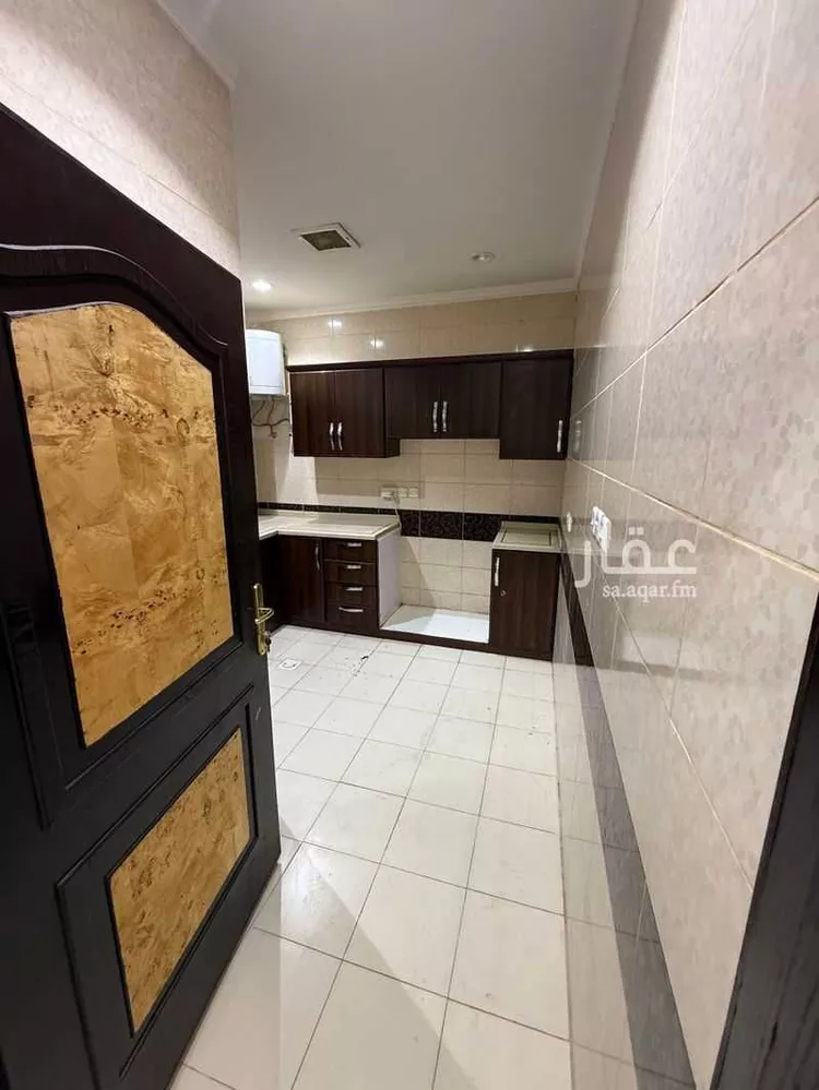 شقة للإيجار في شارع ابي سفيان بن حرب, حي النزهة, مدينة الرياض, منطقة الرياض صورة 2