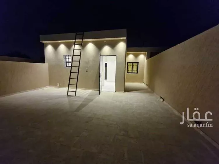 فيلا للبيع في شارع المغيرة بن عياش, حي العريجاء الأوسط, مدينة الرياض, منطقة الرياض صورة 3