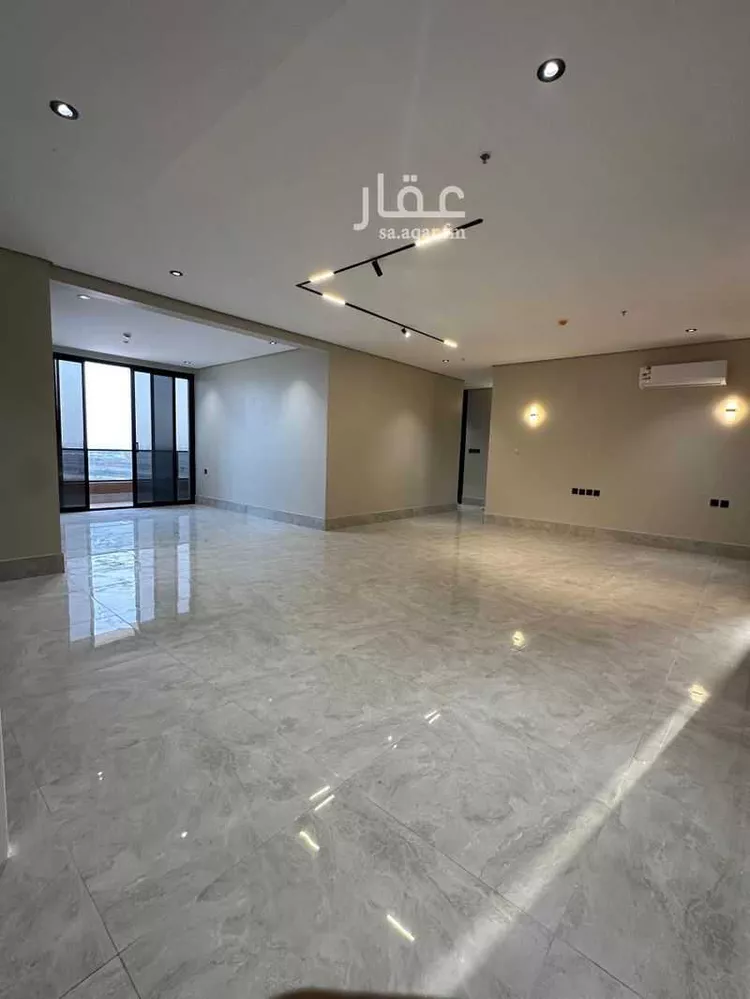 شقة للبيع في شارع طريق الملك فهد بن عبد العزيز طريق, حي ضاحية الملك فهد, مدينة الدمام, المنطقة الشرقية صورة 3