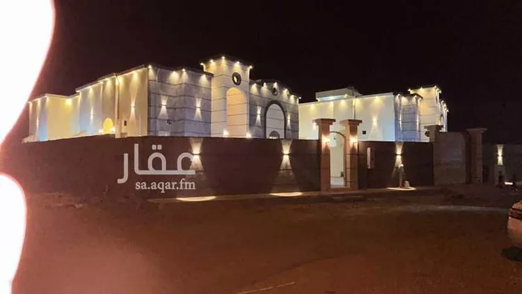 فيلا للبيع في شارع 833541, حي القسوم, مدينة احد المسارحه, منطقة جازان