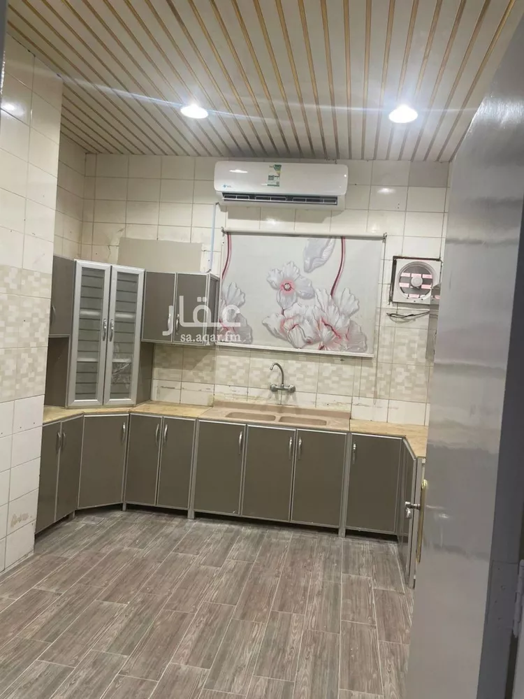 Apartment for Rent in Riyadh Al Uraija Al Gharbiyah