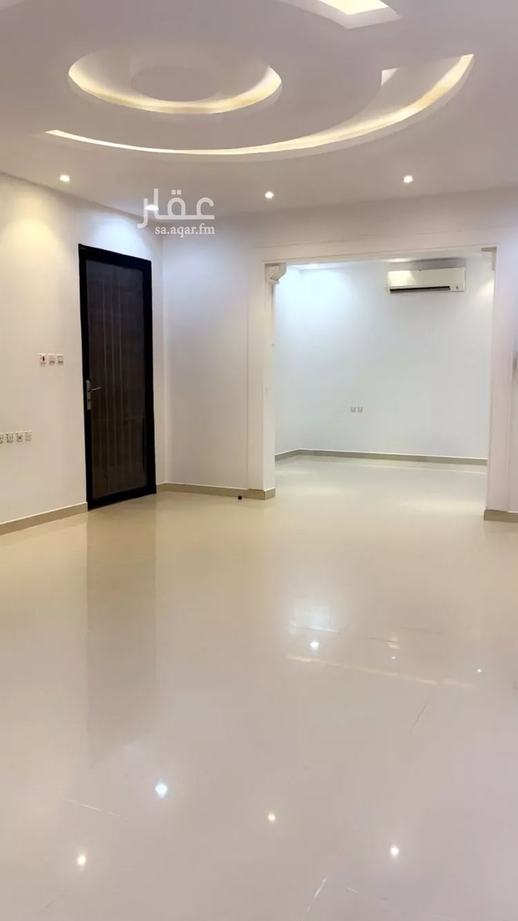 فيلا للبيع في شارع رقم 207, حي النرجس, مدينة الرياض, منطقة الرياض 11