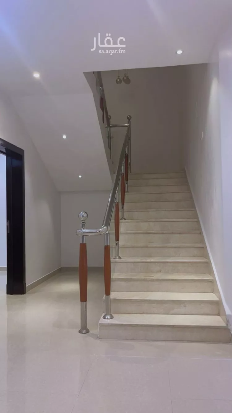 فيلا للبيع في شارع رقم 207, حي النرجس, مدينة الرياض, منطقة الرياض 8