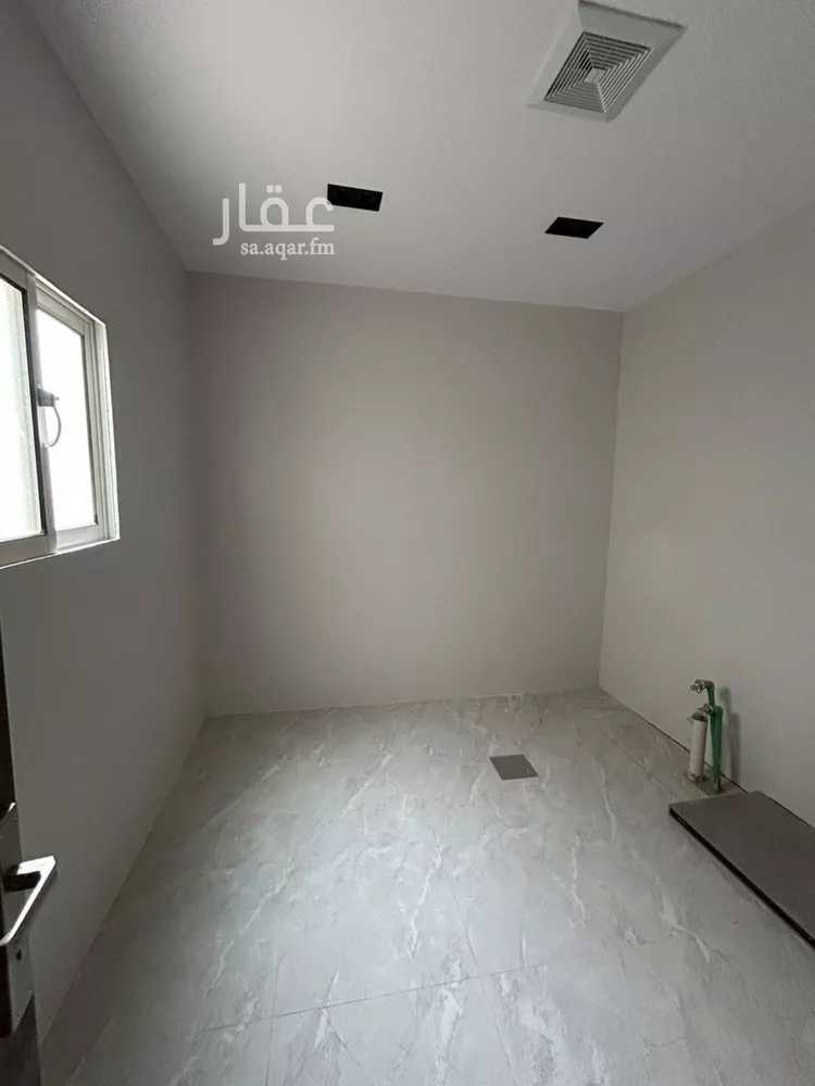 شقة للإيجار في شارع أحمد بشناق, حي الصفاء, مدينة الرياض, منطقة الرياض 9