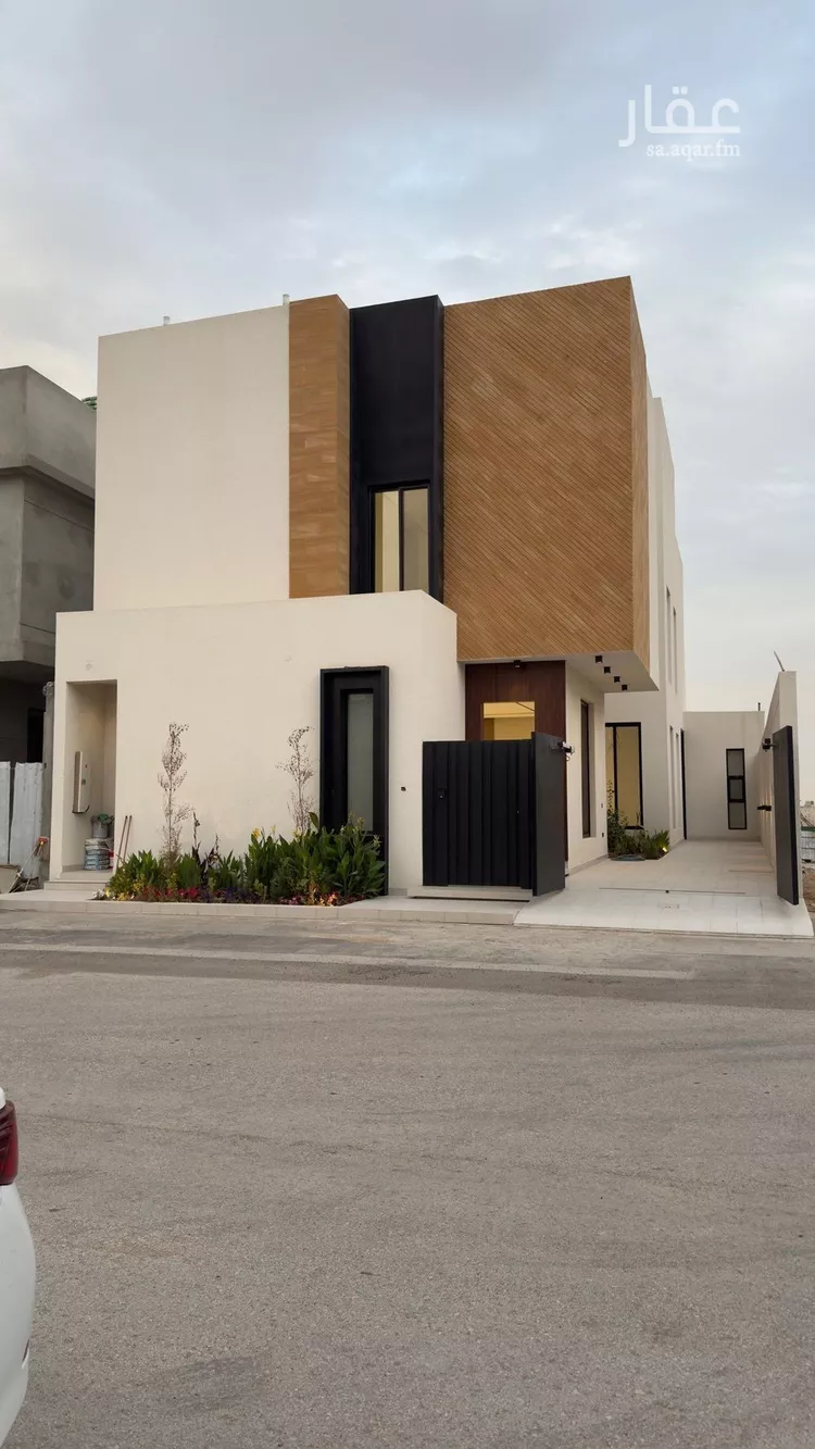 Villa for Sale in Riyadh Al Mahdiyah