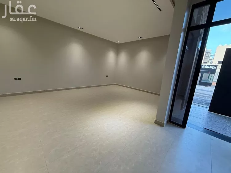 فيلا للبيع في شارع الساحل, حي الرمال, مدينة الرياض, منطقة الرياض صورة 4