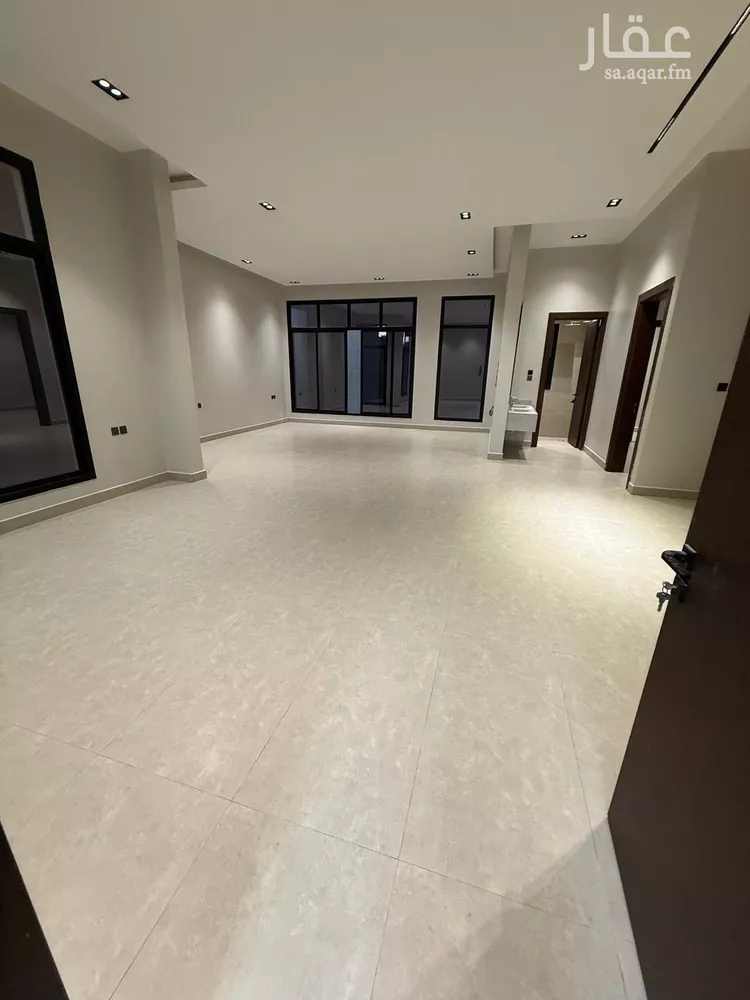 فيلا للبيع في شارع الساحل, حي الرمال, مدينة الرياض, منطقة الرياض صورة 5