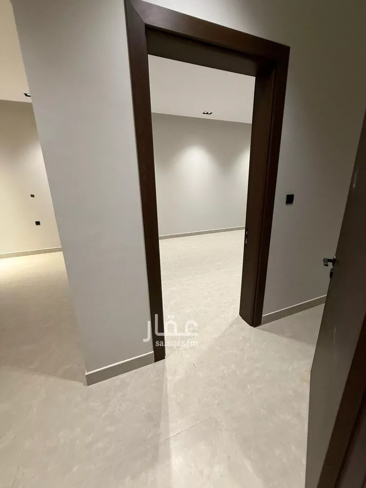 فيلا للبيع في شارع الساحل, حي الرمال, مدينة الرياض, منطقة الرياض صورة 5