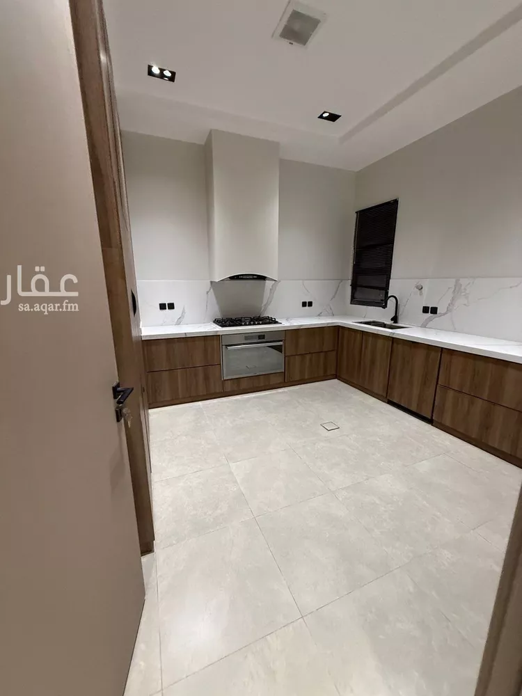 Floor for Sale in Riyadh Qurtubah 8