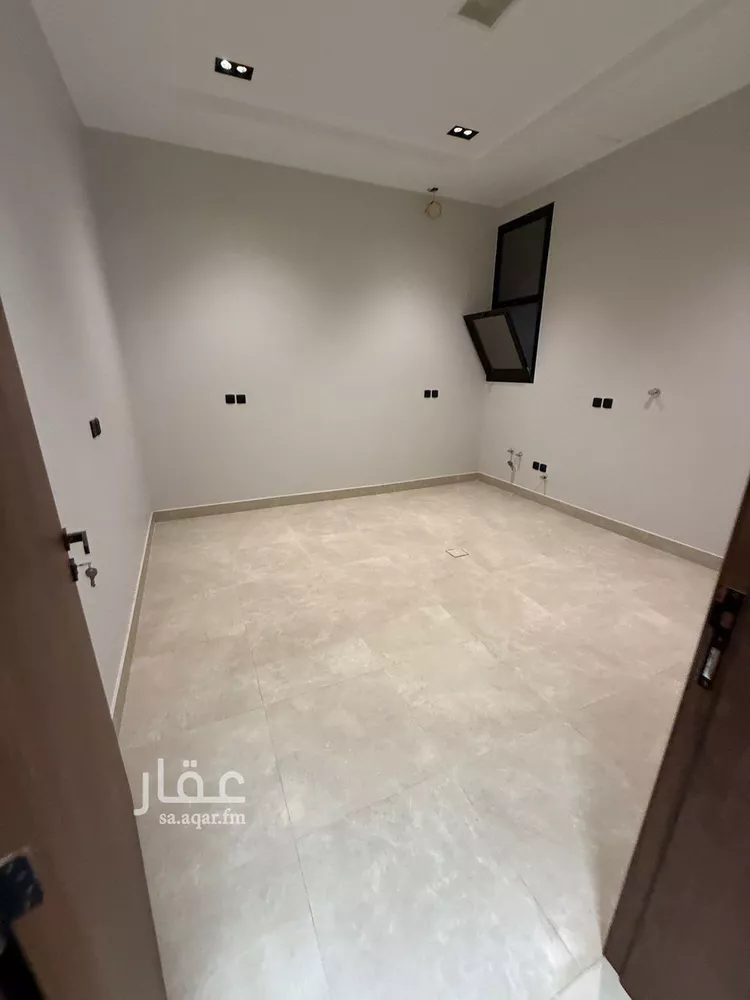 Floor for Sale in Riyadh Qurtubah 11