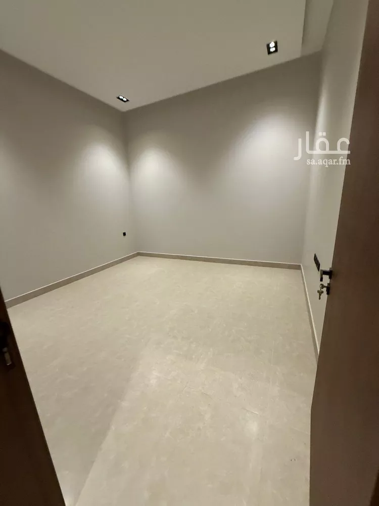 Floor for Sale in Riyadh Qurtubah 12
