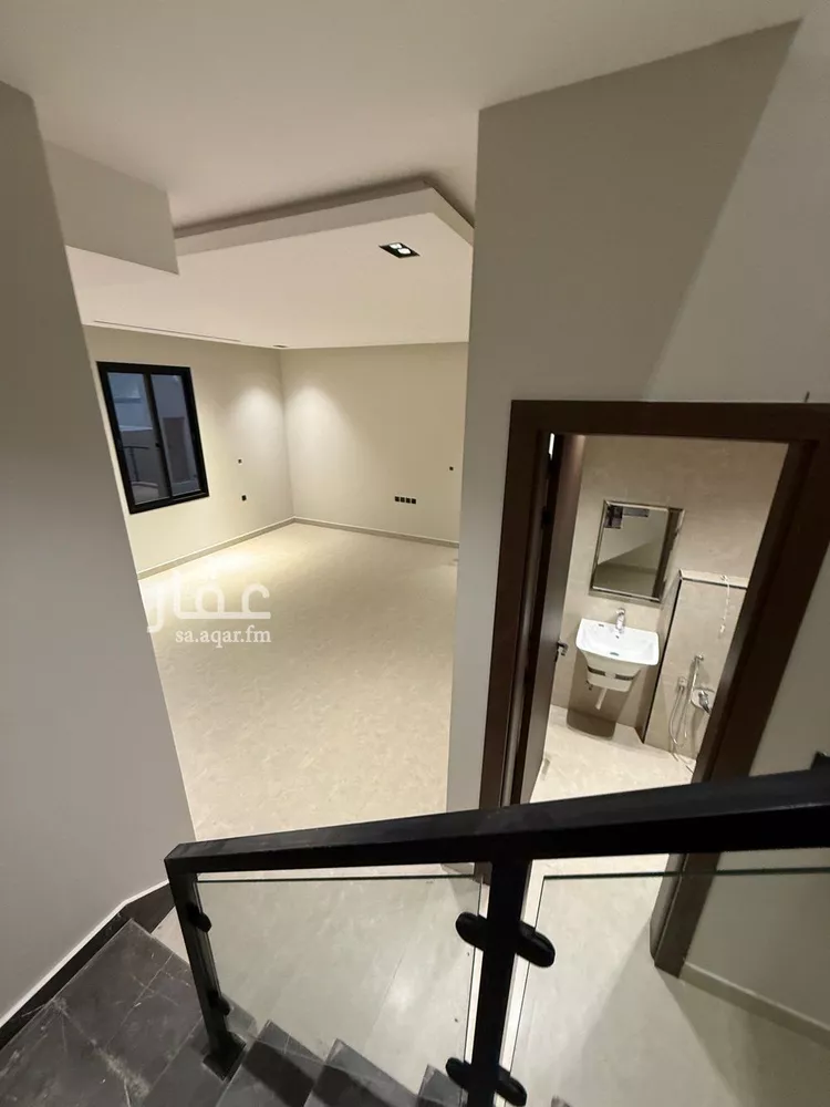 فيلا للبيع في شارع الساحل, حي الرمال, مدينة الرياض, منطقة الرياض