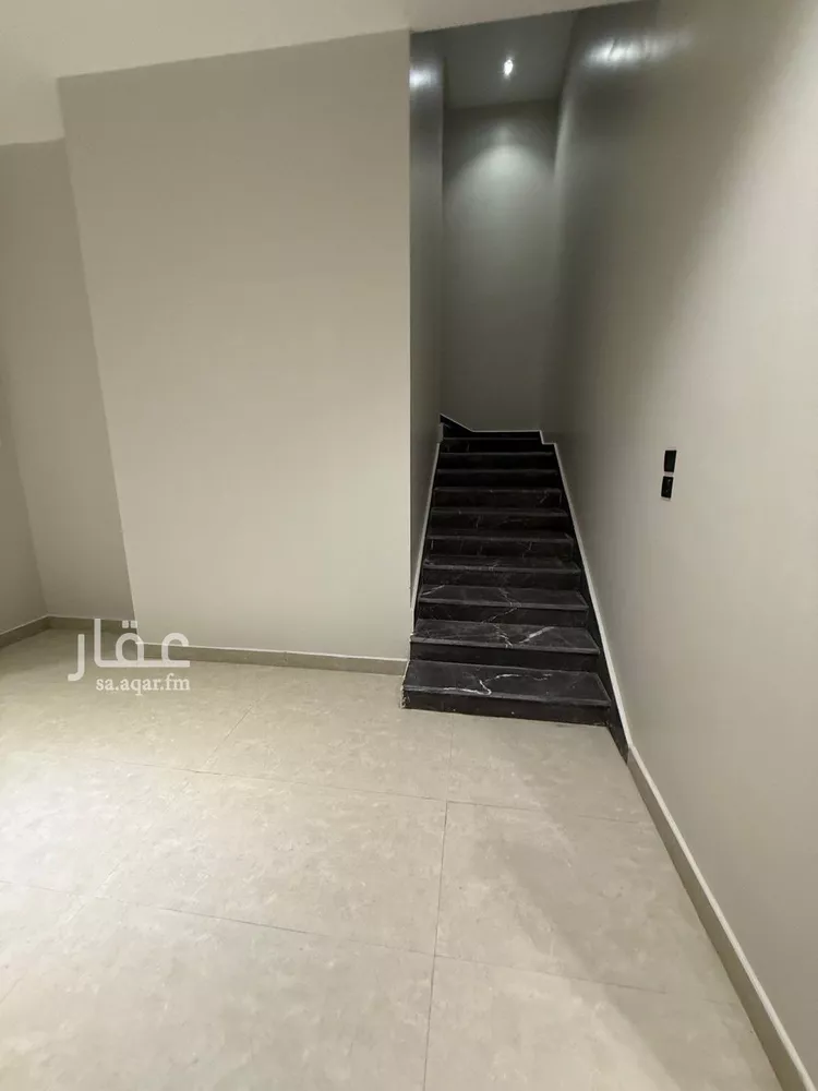 فيلا للبيع في شارع الساحل, حي الرمال, مدينة الرياض, منطقة الرياض صورة 2