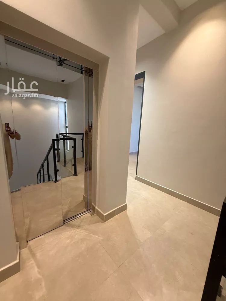 Floor for Sale in Riyadh Qurtubah 7