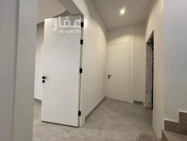 دور للبيع في شارع محمد الموافي, حي النرجس, مدينة الرياض, منطقة الرياض صورة 3