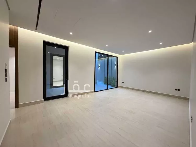 Floor for Sale in Riyadh As Sahafah 7