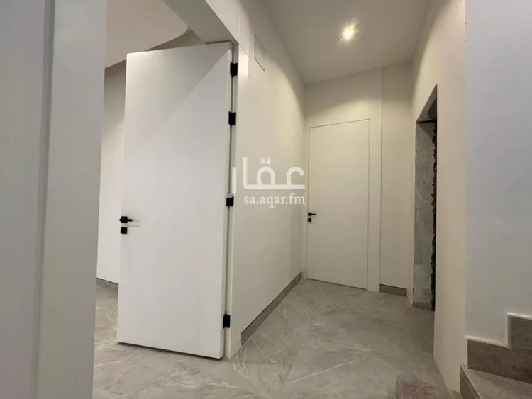 دور للبيع في شارع محمد الموافي, حي النرجس, مدينة الرياض, منطقة الرياض صورة 4