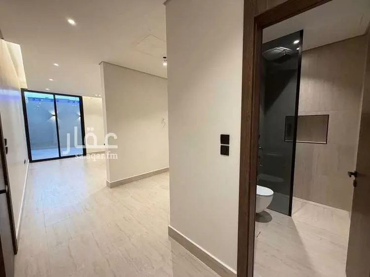 Floor for Sale in Riyadh As Sahafah 11