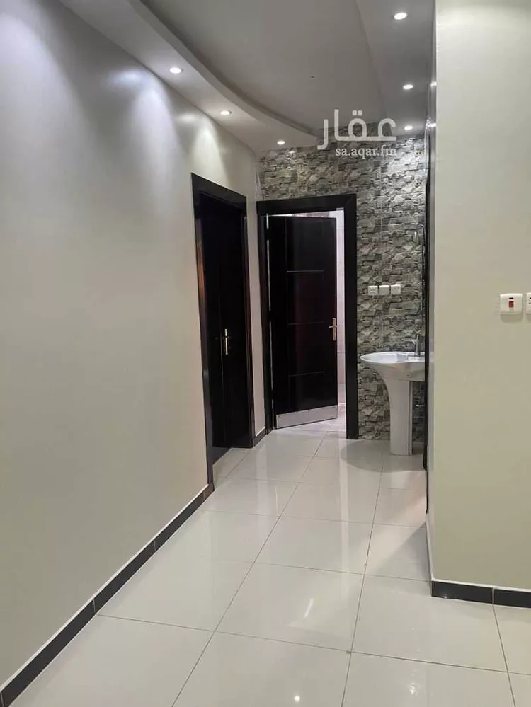شقة للإيجار في شارع حنظلة الربيع ، حي الاخباب ، الطائف ، الطائف