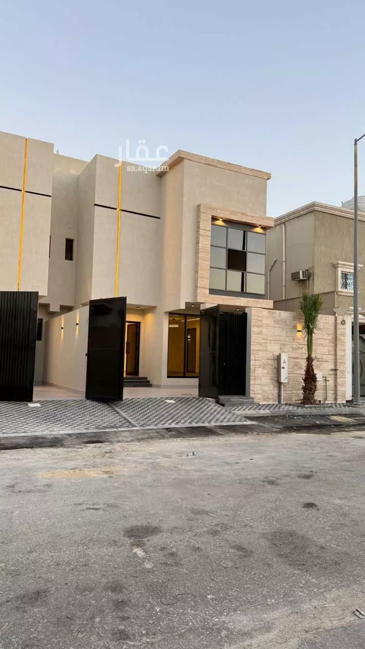 فيلا للبيع في شارع المقداد ابن عمرو, حي ضاحية الملك فهد, مدينة الدمام, المنطقة الشرقية صورة 2