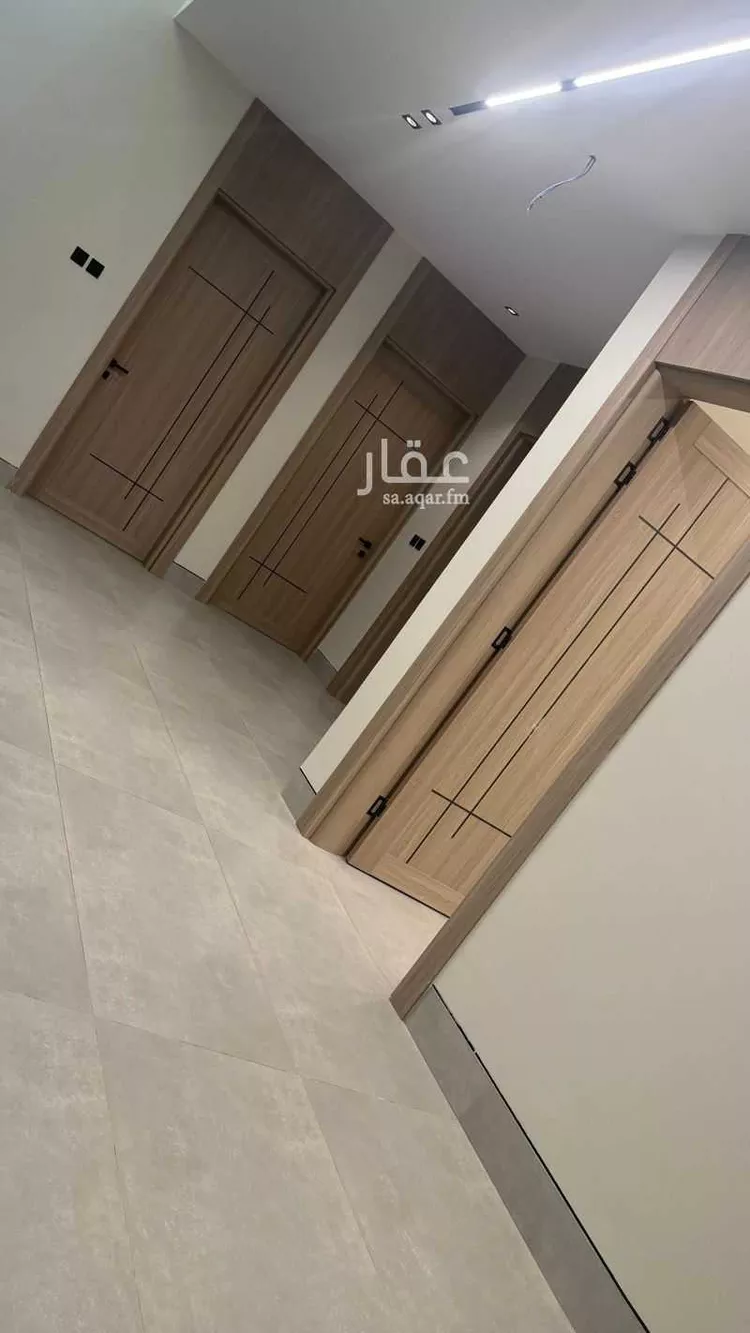 فيلا للبيع في شارع المقداد ابن عمرو, حي ضاحية الملك فهد, مدينة الدمام, المنطقة الشرقية صورة 3