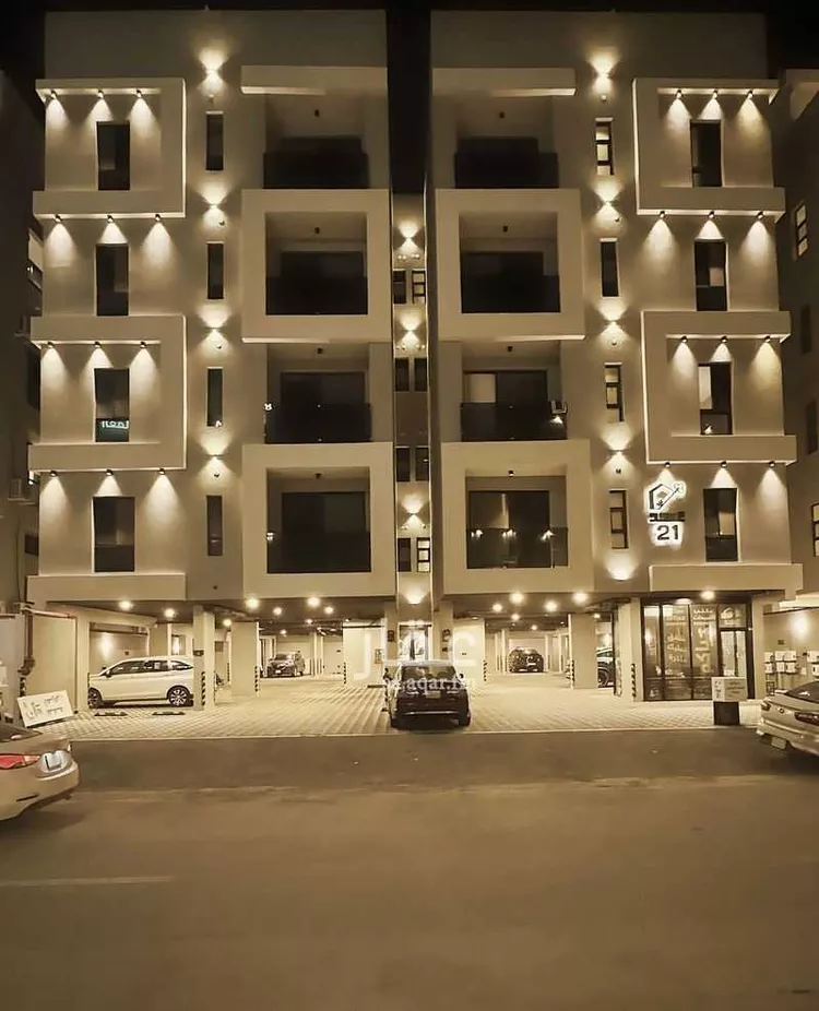 شقة للبيع في شارع القرية العليا, حي الحمراء, مدينة الخبر, المنطقة الشرقية