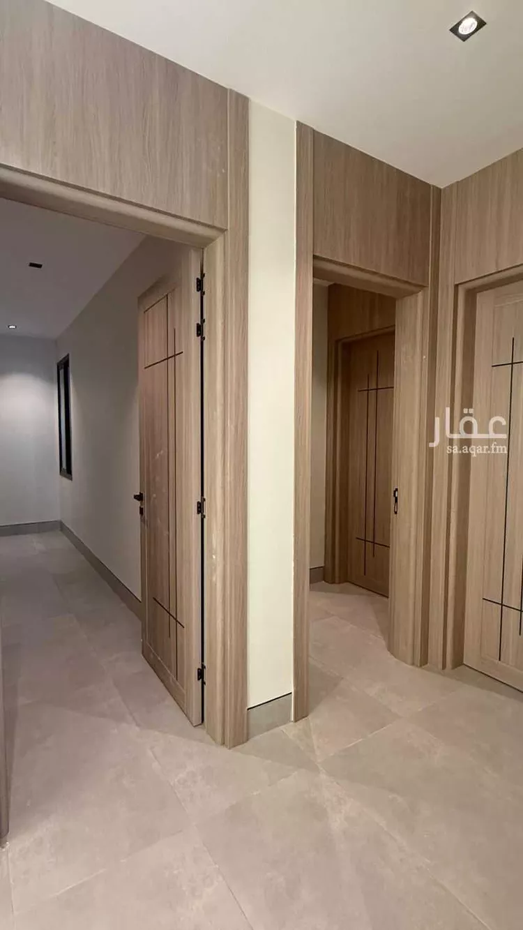 فيلا للبيع في شارع المقداد ابن عمرو, حي ضاحية الملك فهد, مدينة الدمام, المنطقة الشرقية صورة 4