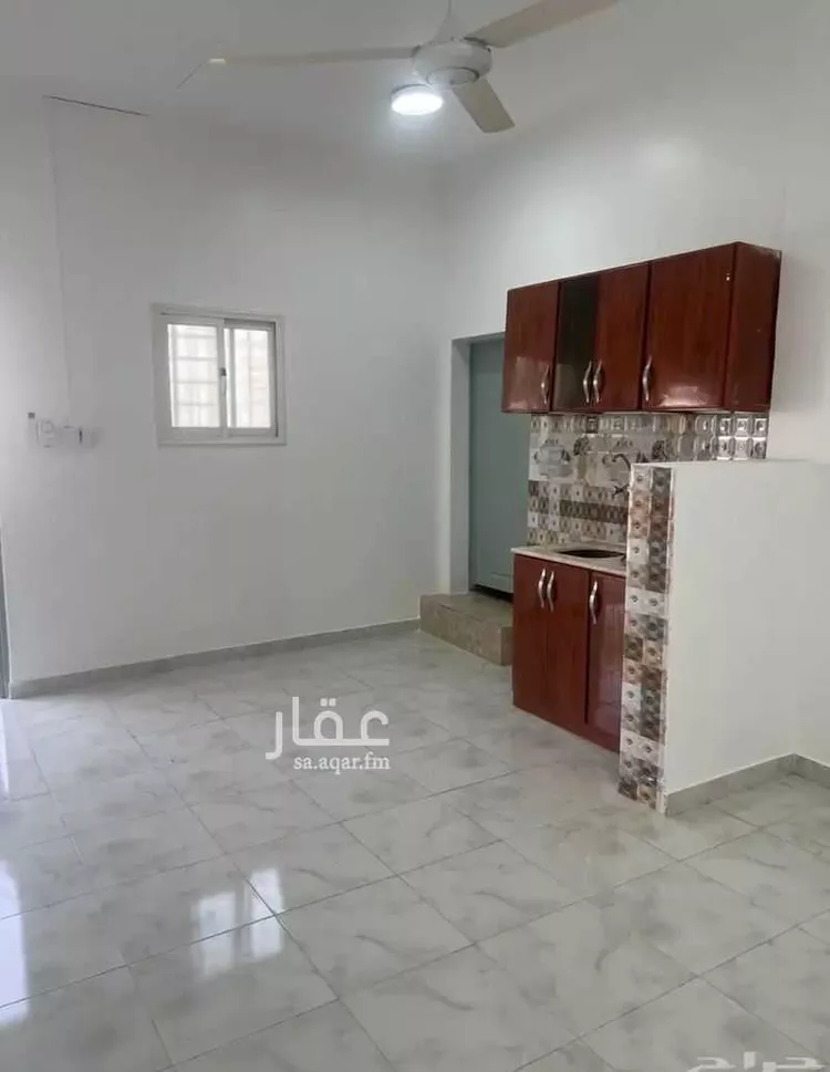 شقة للإيجار في شارع سعيد بن ربيعه ، حي حجله ، إيتارة ، خميس مشيط