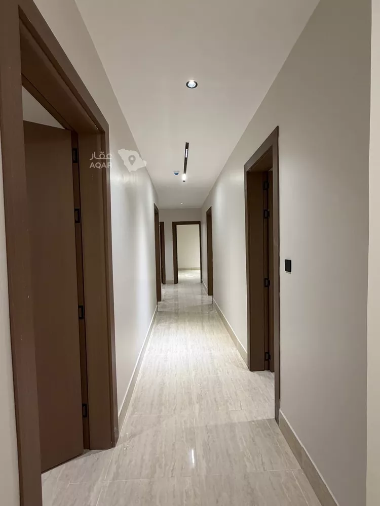 Apartment for Sale in Dammam Ash Shulah 7