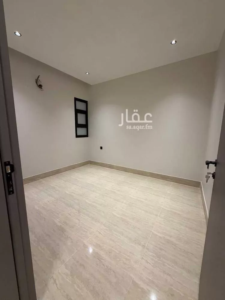 شقة للبيع في شارع طريق الملك عبدالعزيز, حي الشعلة, مدينة الدمام, المنطقة الشرقية 9