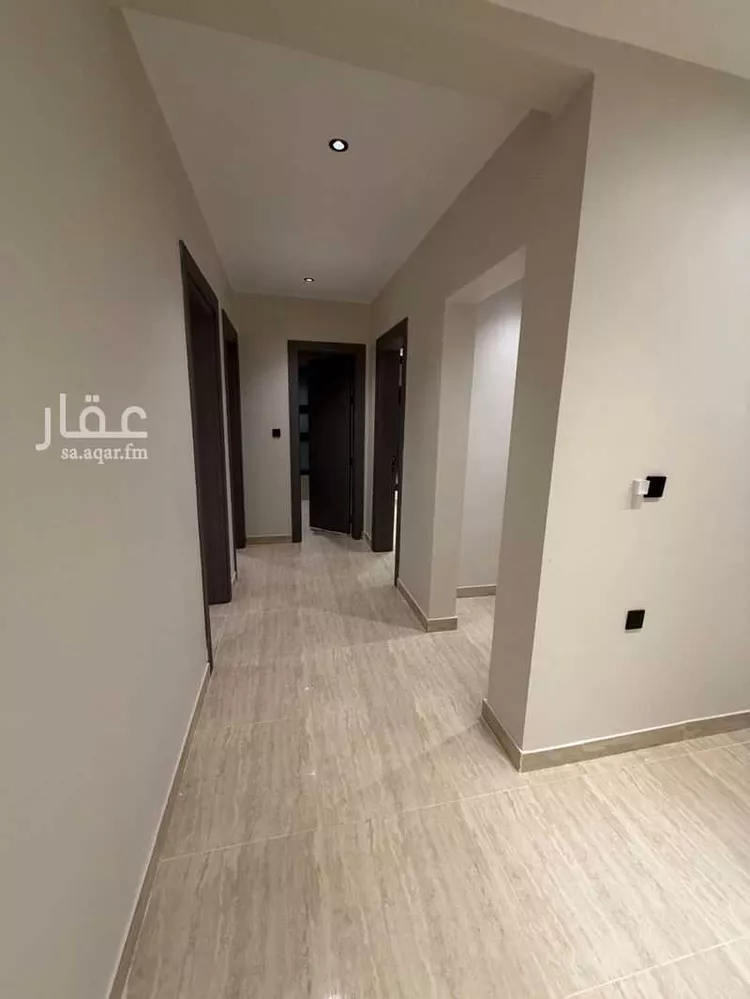 شقة للبيع في شارع 3 البساتين, حي البساتين, مدينة الدمام, المنطقة الشرقية صورة 5