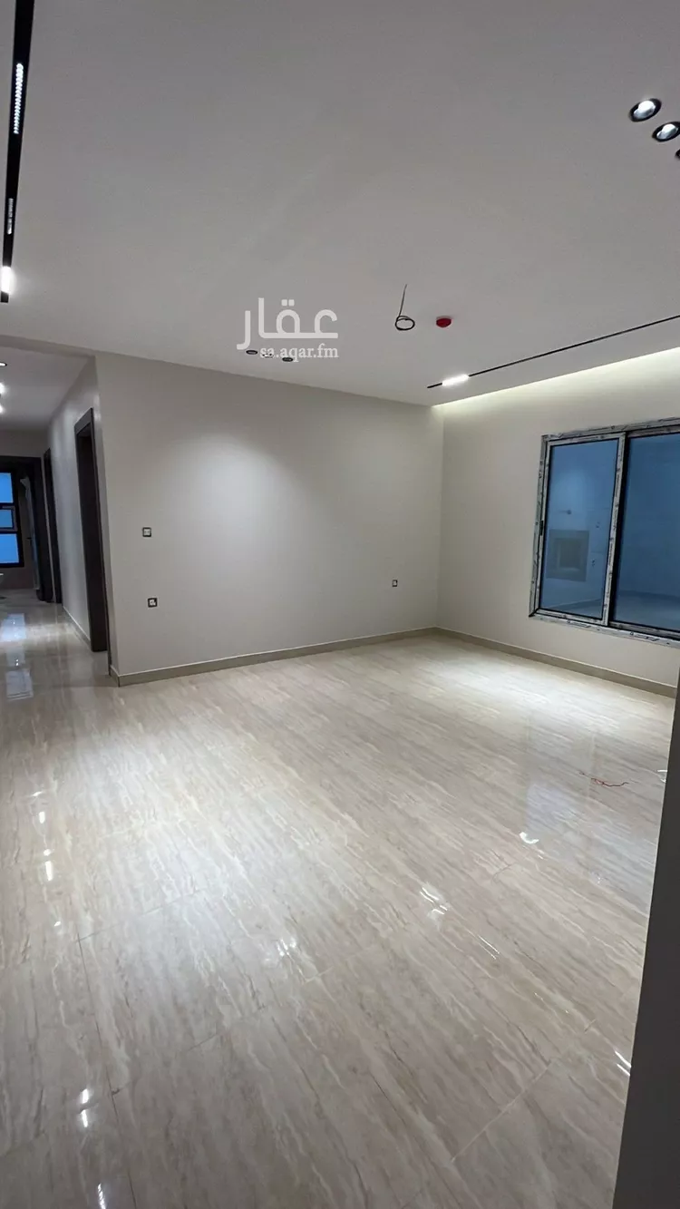 شقة للبيع في شارع طريق الامير محمد بن فهد الفرعي, حي المنتزة, مدينة الدمام, المنطقة الشرقية صورة 2