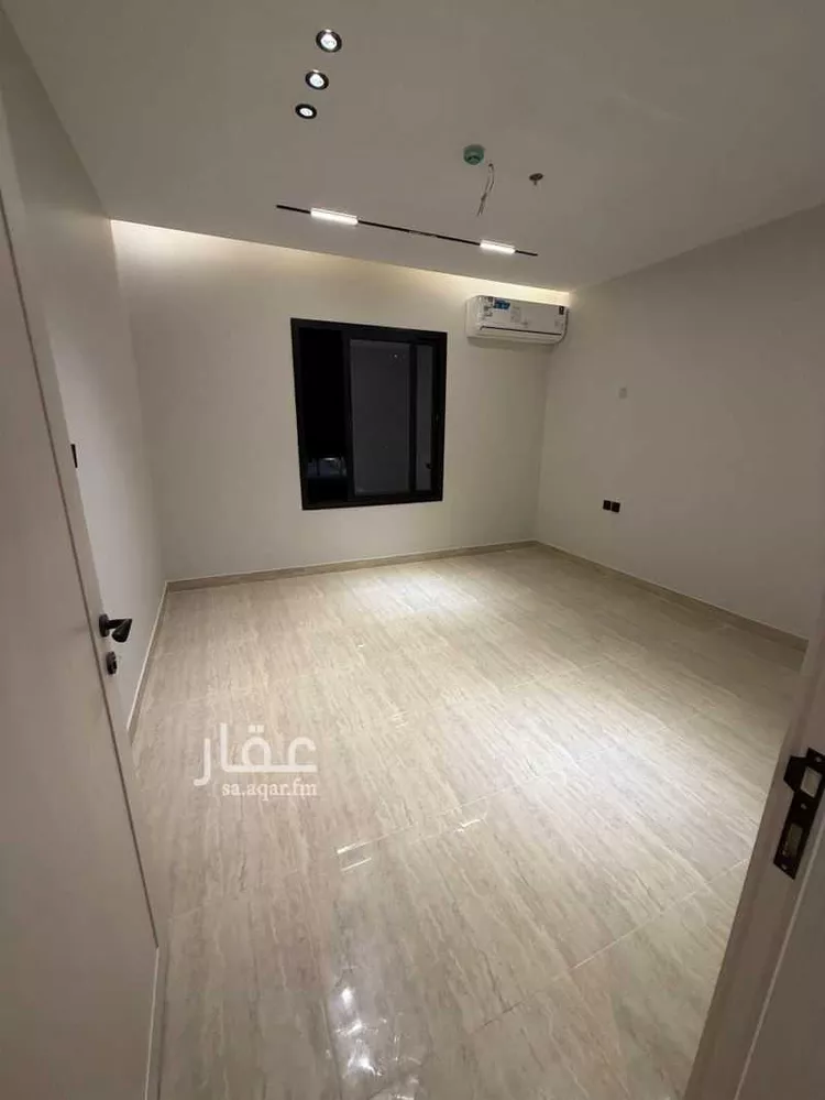شقة للبيع في شارع الهدا, حي الحمراء, مدينة الخبر, المنطقة الشرقية 12