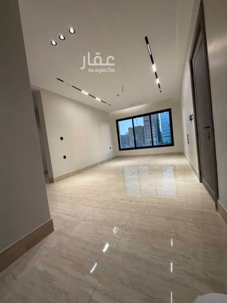 شقة للبيع في شارع عبدالرحمن بن علقمة, حي المنتزة, مدينة الدمام, المنطقة الشرقية صورة 4