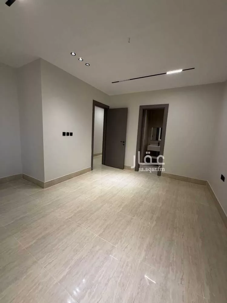 Apartment for Sale in Dammam Ash Shulah 13