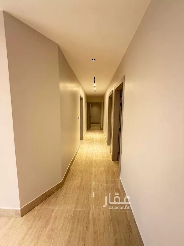شقة للبيع في شارع طريق الملك عبدالعزيز, حي الشعلة, مدينة الدمام, المنطقة الشرقية 7