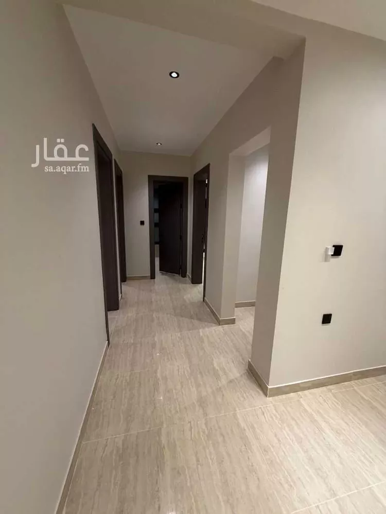 شقة للبيع في شارع 3 البساتين, حي البساتين, مدينة الدمام, المنطقة الشرقية صورة 5