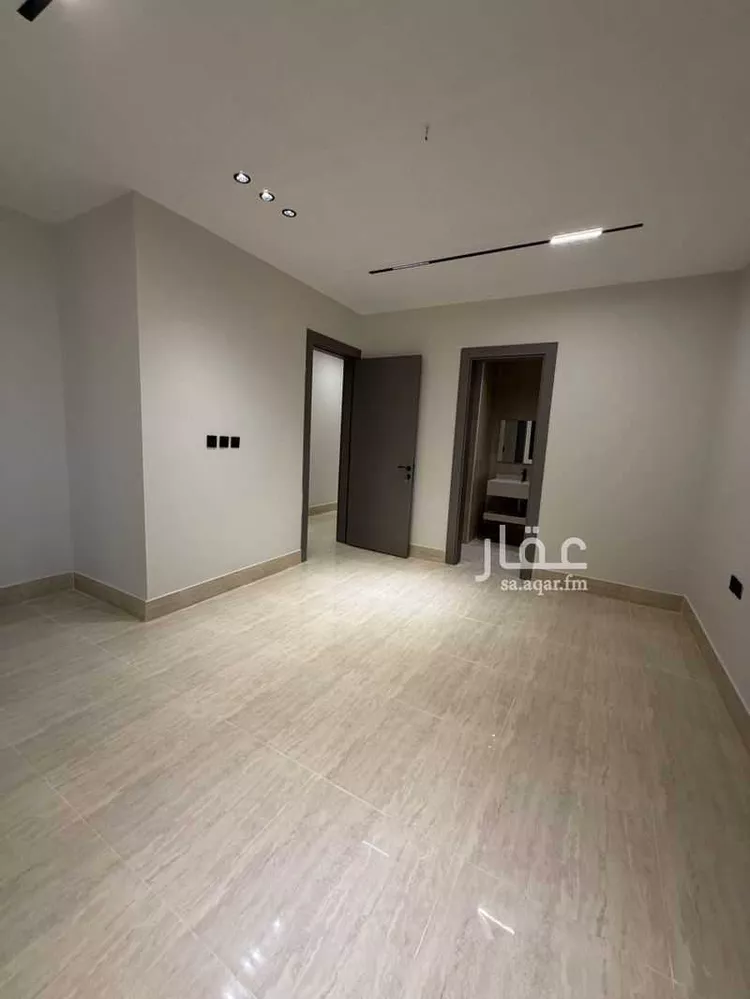 Apartment for Sale in Dammam Ash Shulah 11