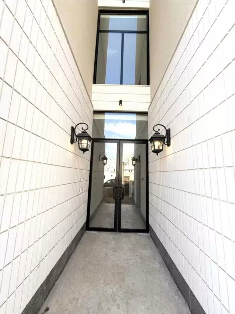 شقة للبيع في شارع شقيق بن سلمة, حي العرين, مدينة أبها, منطقة عسير صورة 3