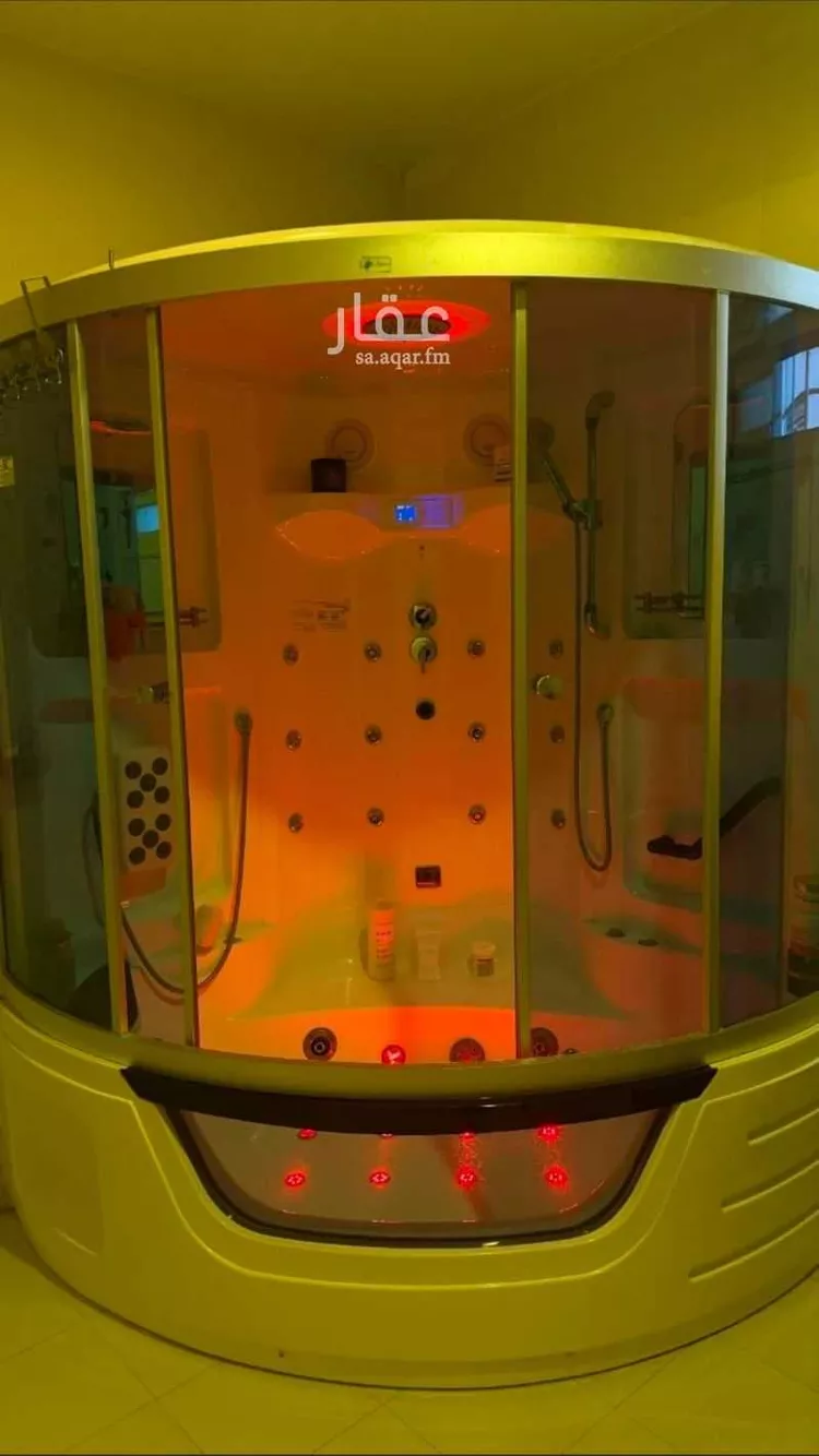 فيلا للبيع في شارع عبدالله محمد سعيد ال عواض, حي الغدير, مدينة أبها, منطقة عسير صورة 4