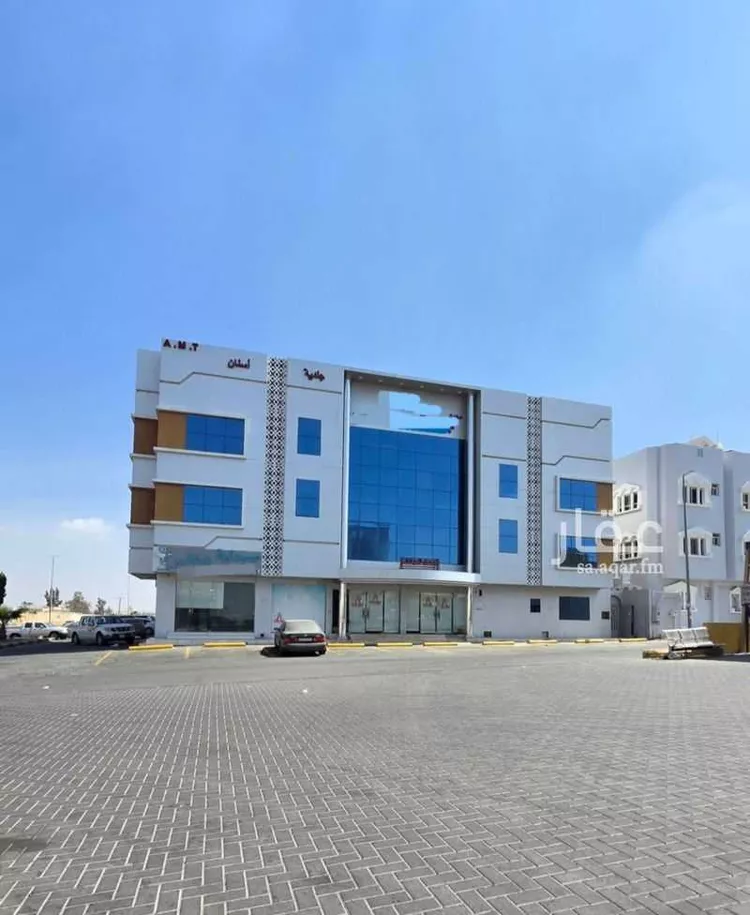 عمارة للإيجار في شارع طريق الملك فهد, حي الأمجاد, مدينة خميس مشيط, منطقة عسير صورة 2