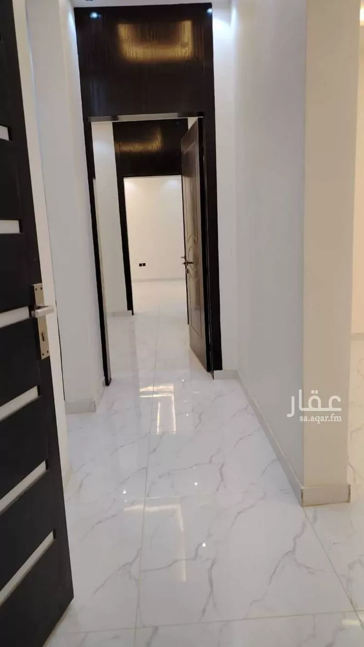دور للبيع في شارع رقم 42, حي الندوة, مدينة الرياض, منطقة الرياض صورة 5