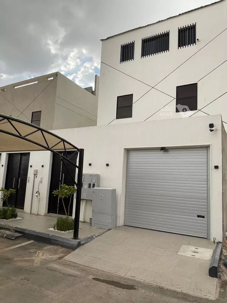 Building for Sale in Medina Nubala